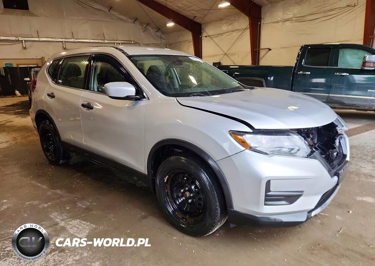 2019 Nissan Rogue S VIN:5N1AT2MV3KC796379 - 4