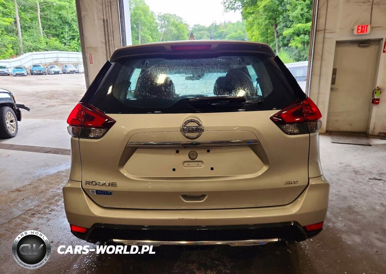 2019 Nissan Rogue S VIN:5N1AT2MV3KC796379 - 6