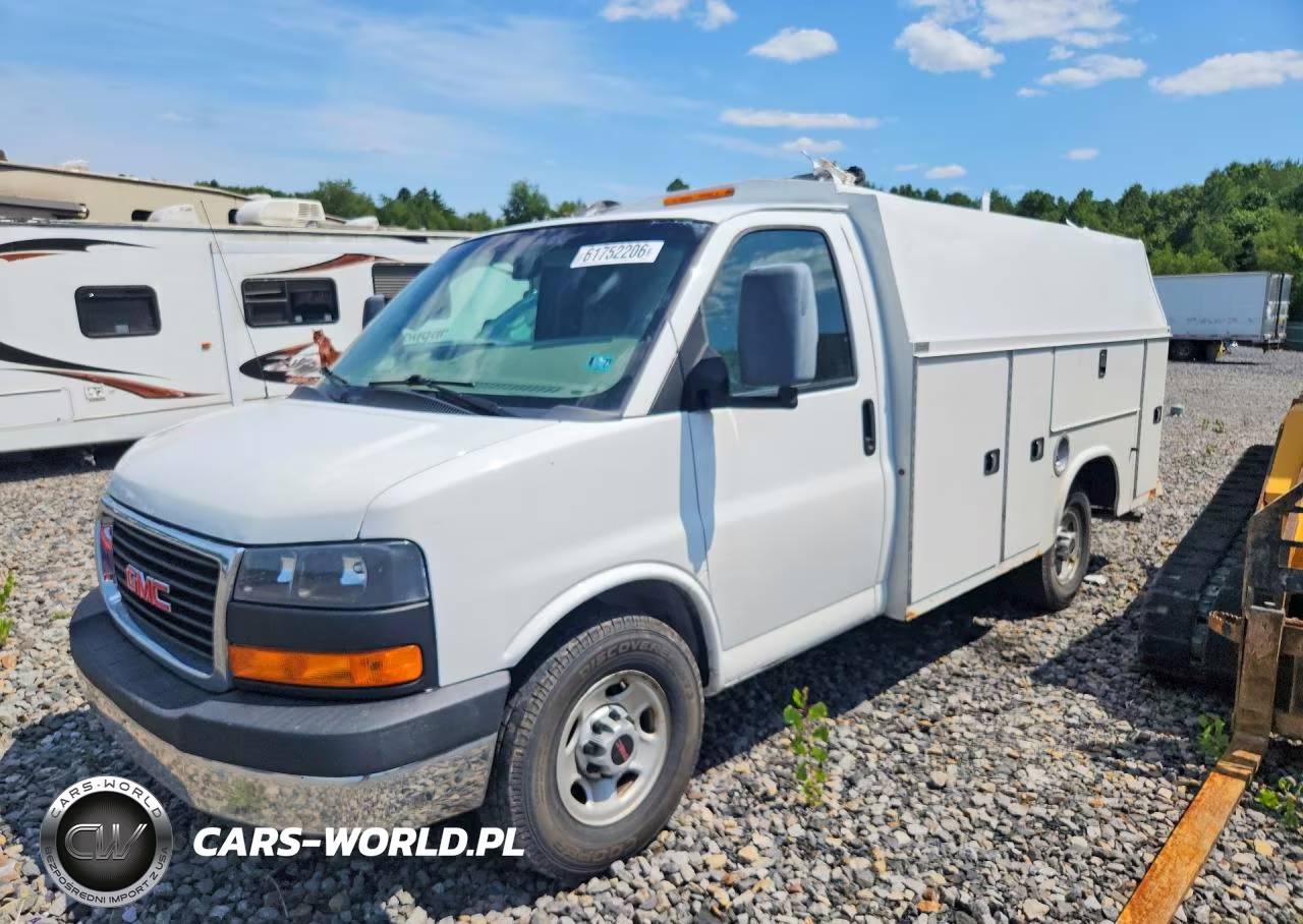 2016 GMC Savana Cutaway G3500 – zdjęcie 1 z 12