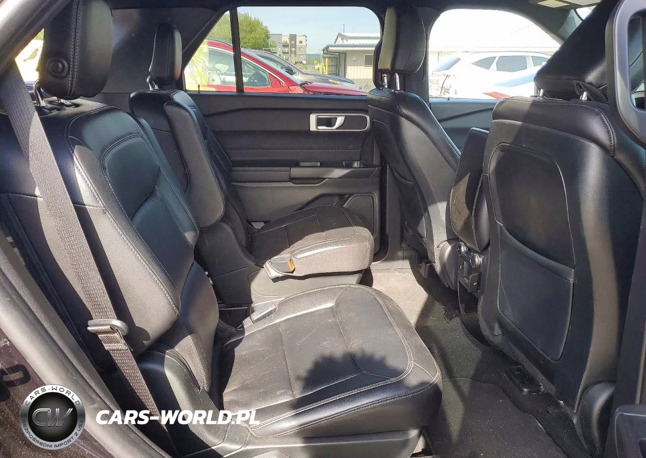 2020 Ford Explorer Xlt VIN:1FMSK8DH6LGB06672 - 11