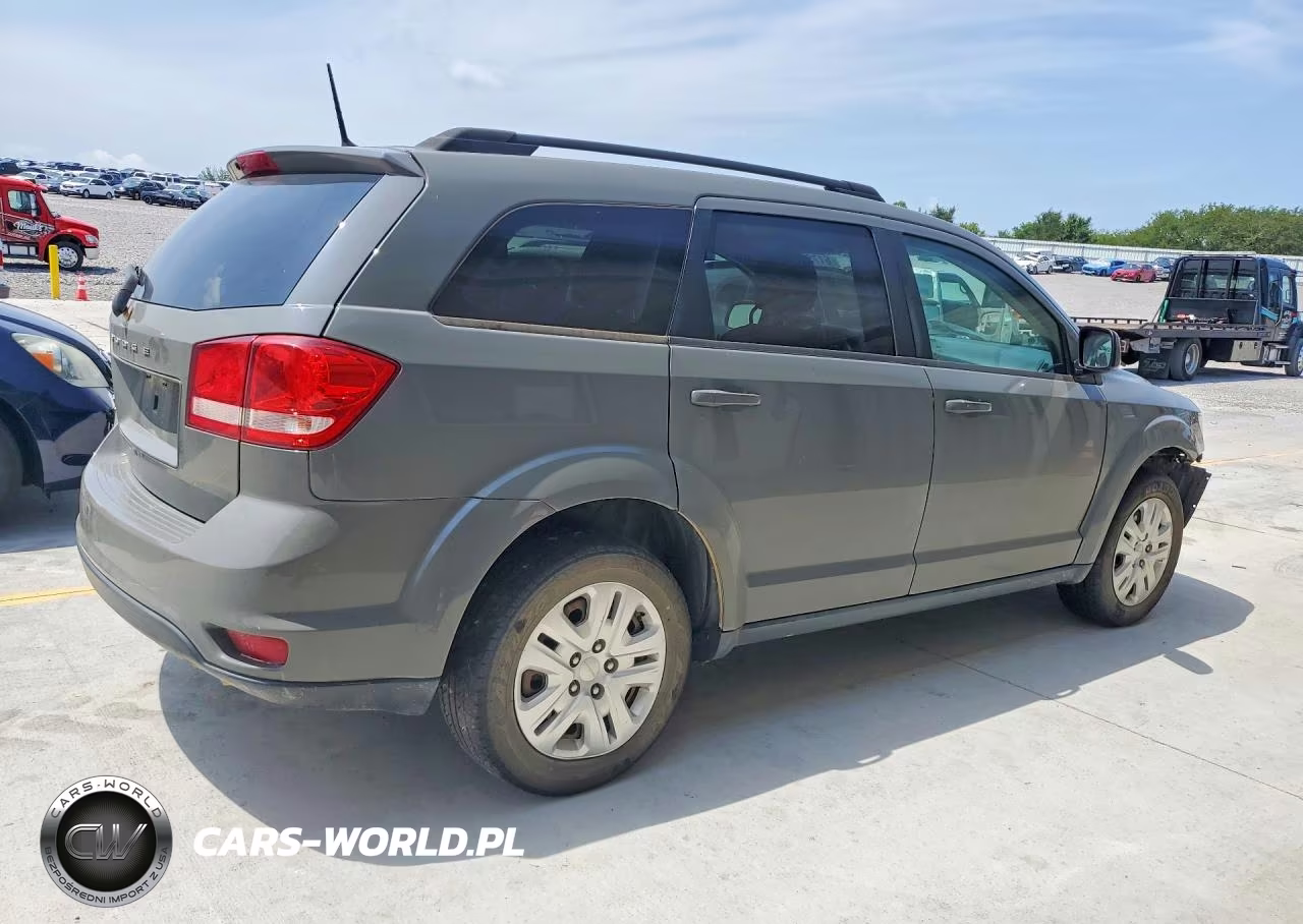 2019 Dodge Journey Se VIN:3C4PDCBB7KT719643 - 3