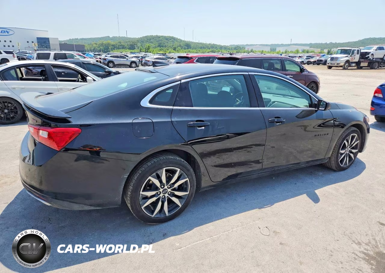 2025 Chevrolet Malibu Rs VIN:1G1ZG5STXSF109470 - 3
