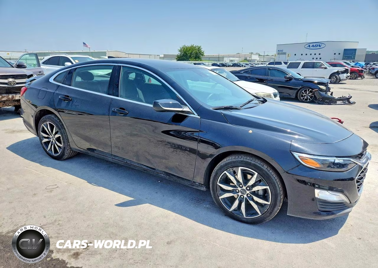 2025 Chevrolet Malibu Rs VIN:1G1ZG5STXSF109470 - 4