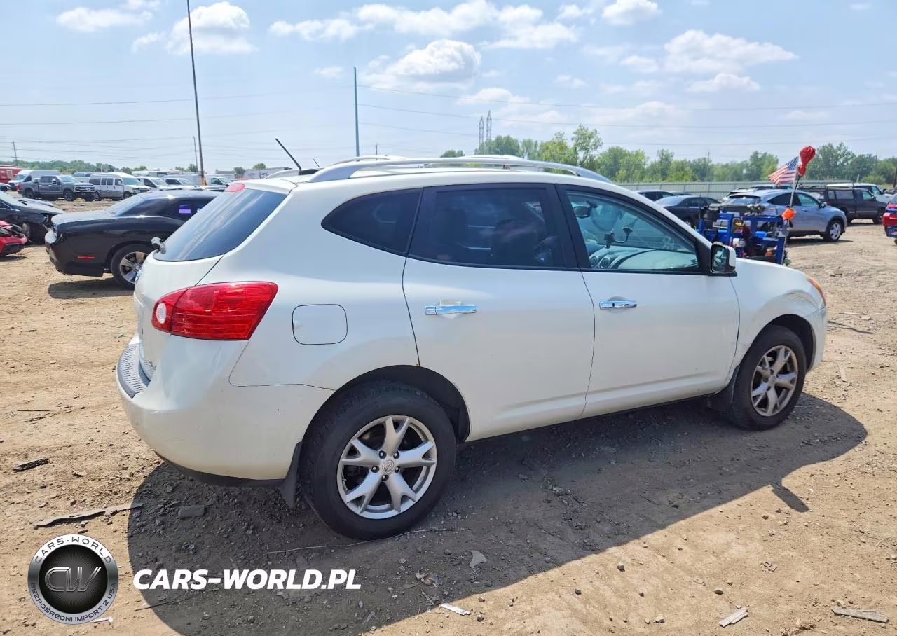 2010 Nissan Rogue S VIN:JN8AS5MVXAW125317 - 3