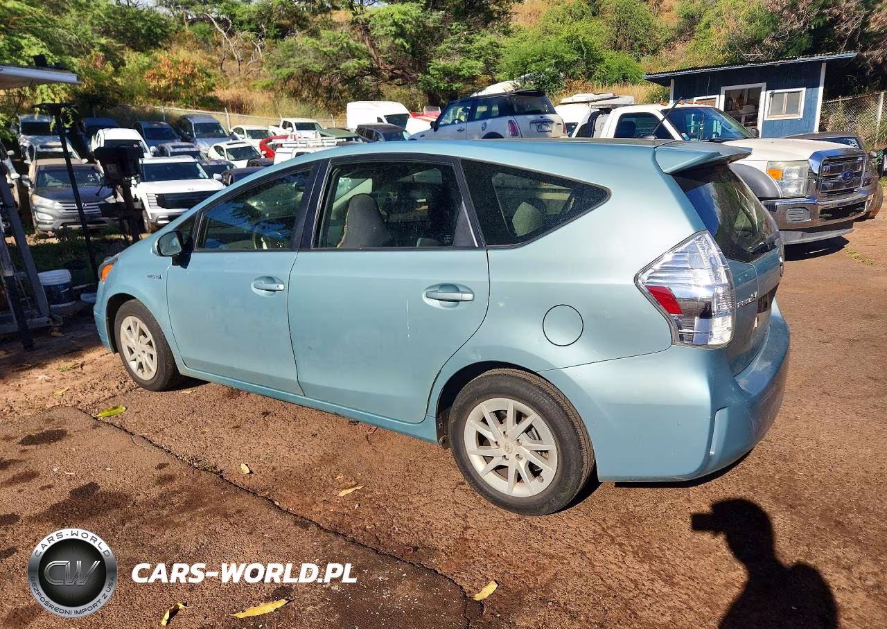 2013 Toyota Prius V Two VIN:JTDZN3EU0D3200807 - 2