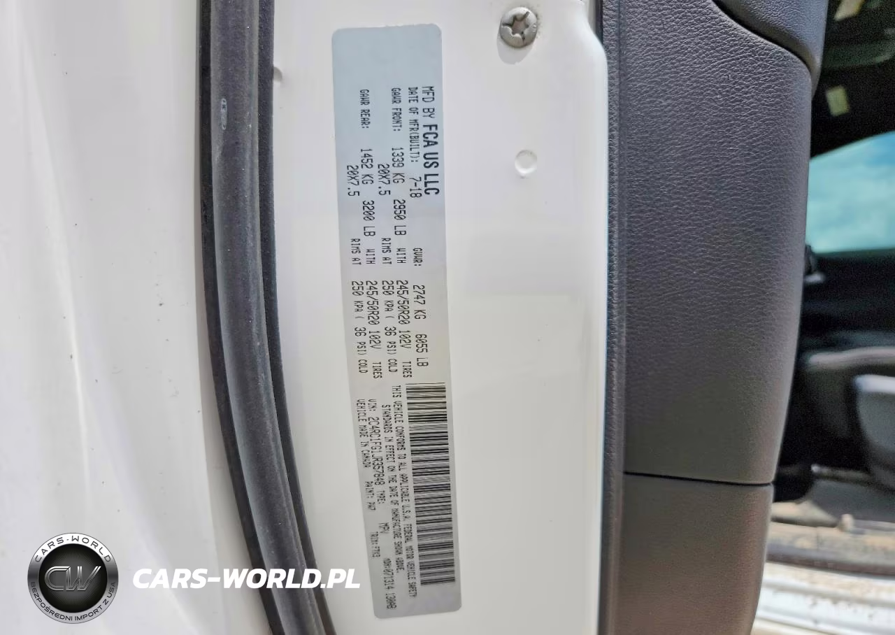 2018 Chrysler Pacifica Touring Plus VIN:2C4RC1FG1JR357848 - 13