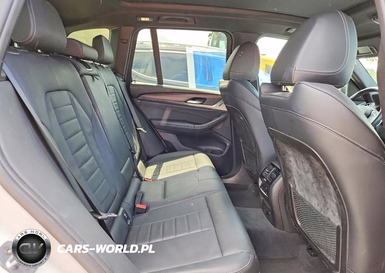 2018 BMW X3 xDrive30I VIN:5UXTR9C56JLC76649 - 11