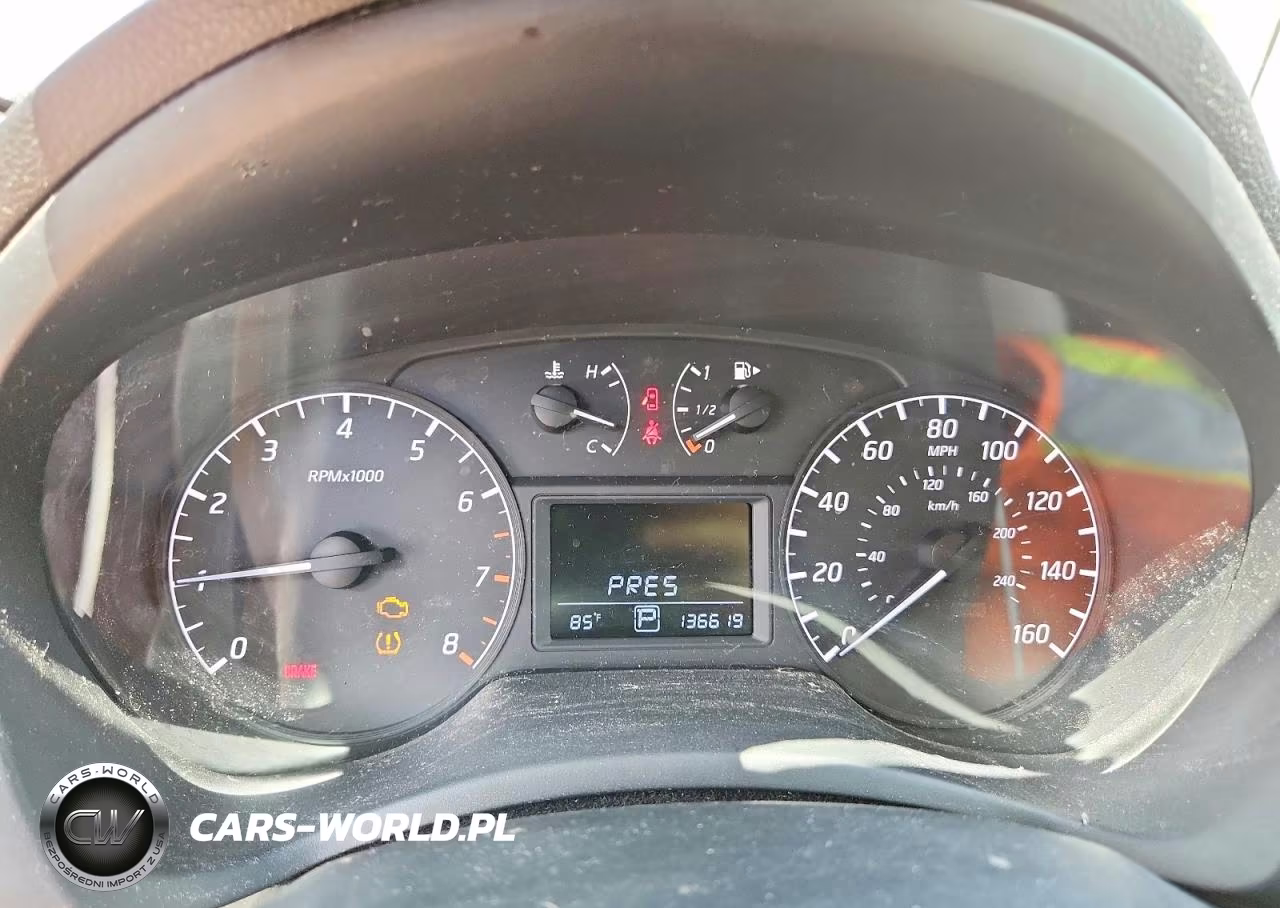 2015 Nissan Sentra S VIN:3N1AB7AP3FY228871 - 9