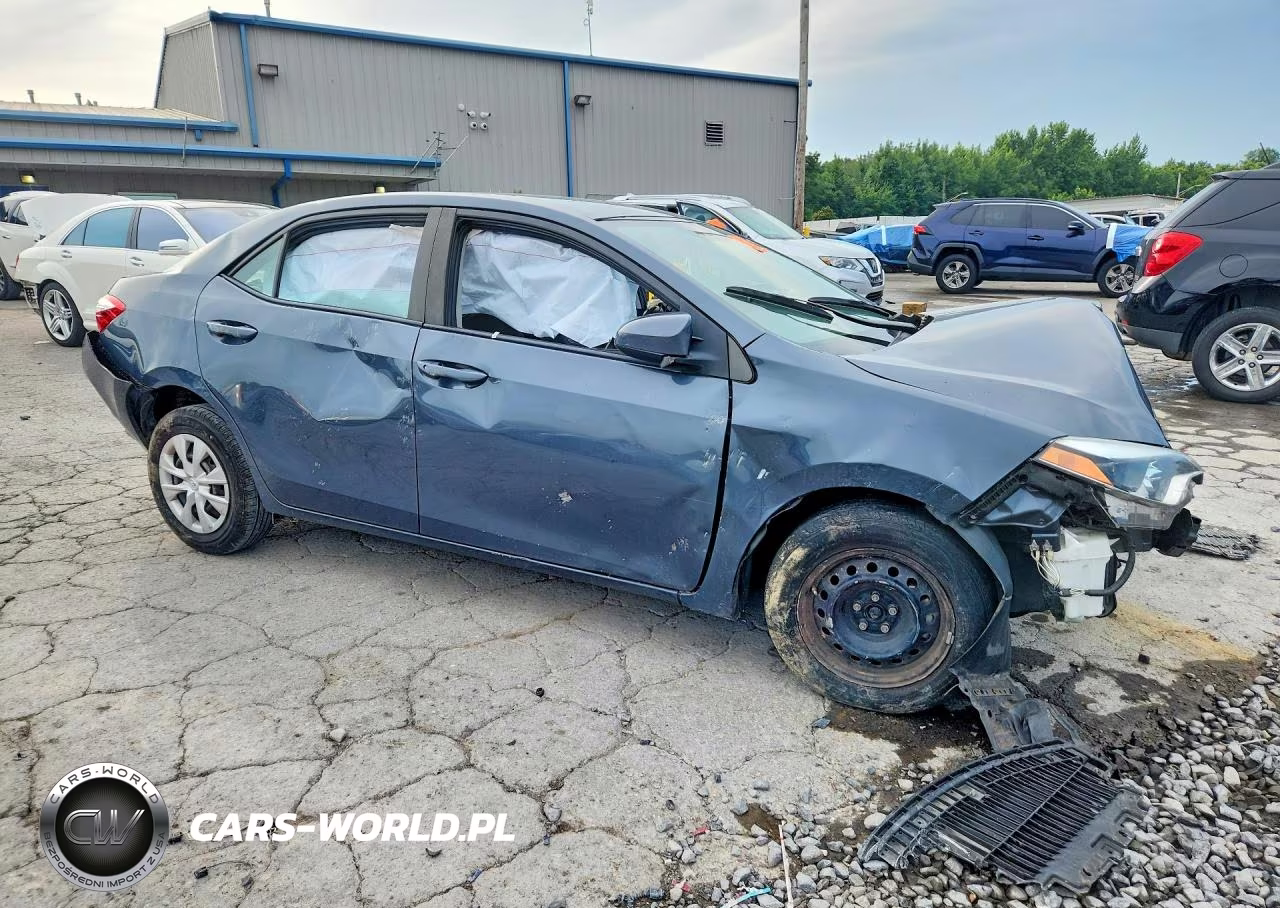 2015 Toyota Corolla L VIN:2T1BURHEXFC321821 - 4