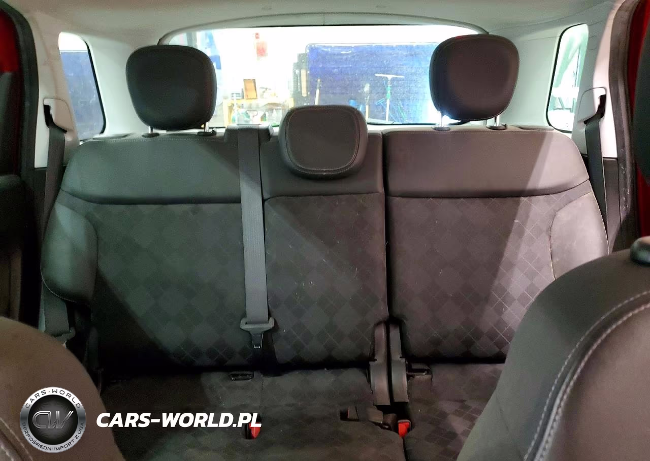 2018 Fiat 500L Pop VIN:ZFBCFAAH5JZ041231 - 10