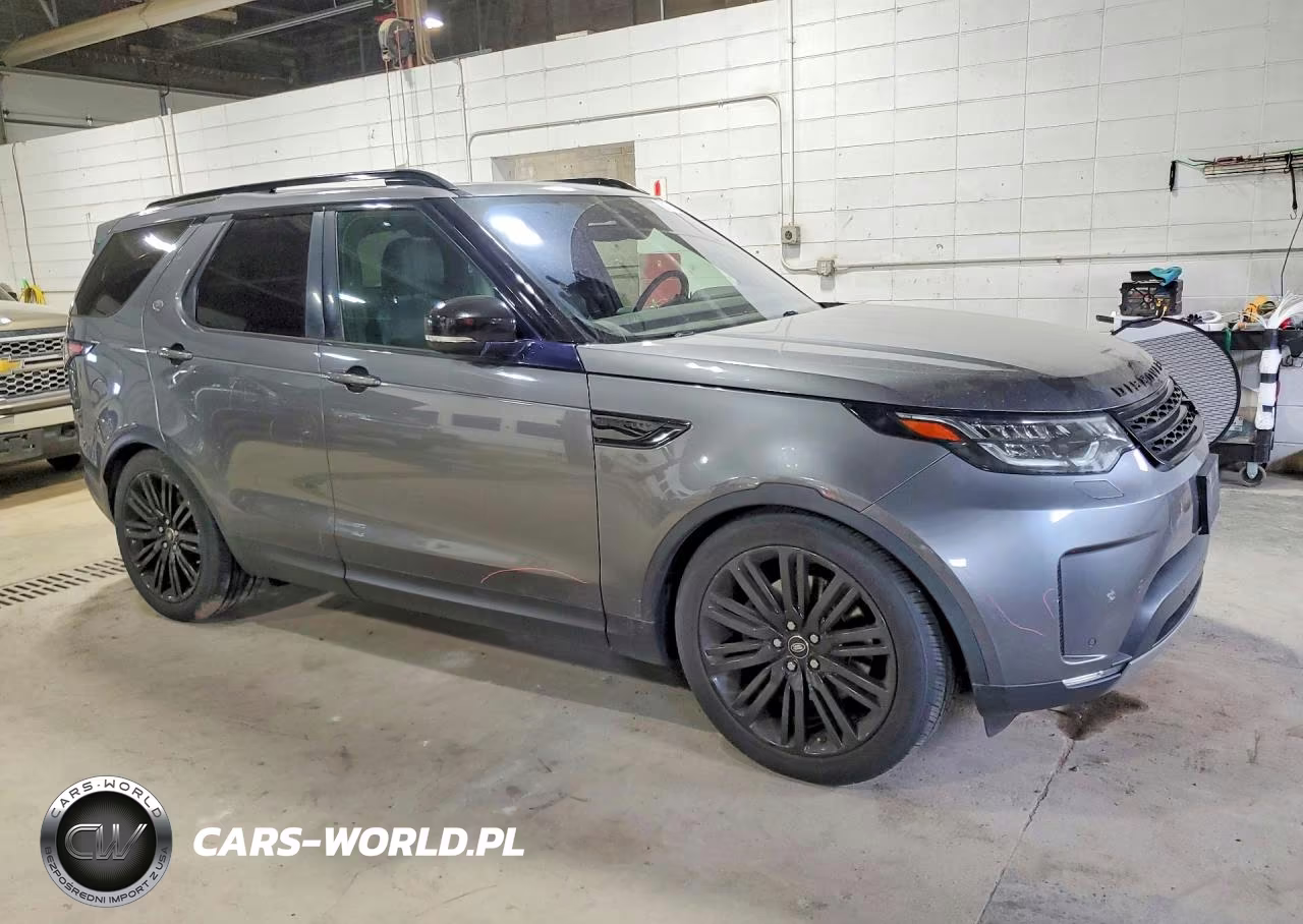 2017 Land Rover Discovery Hse VIN:SALRRBBV8HA013305 - 4