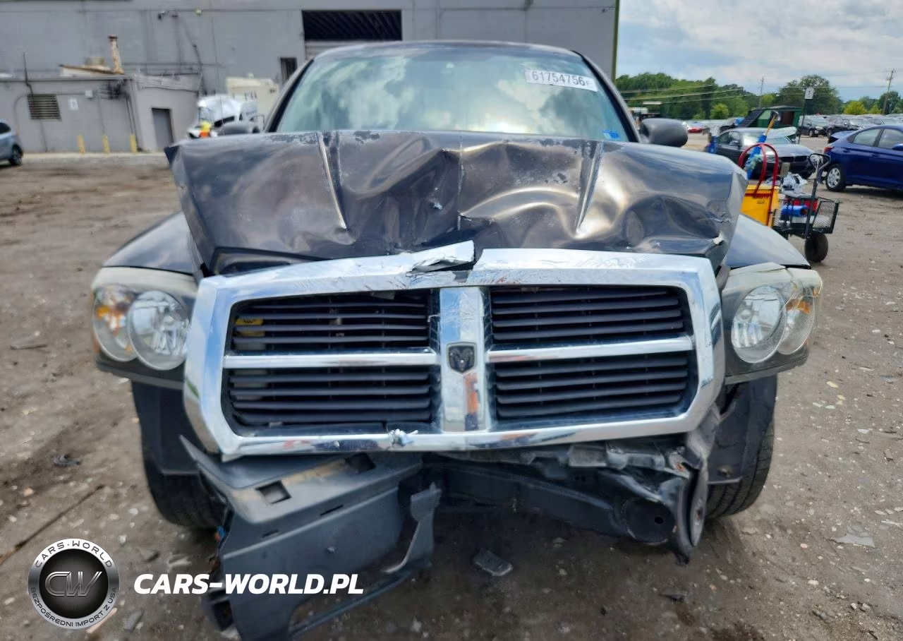 2005 Dodge Dakota VIN:1D7HW48K25S338466 - 5