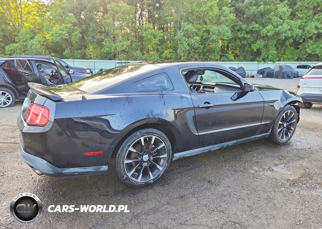 2011 Ford Mustang VIN:1ZVBP8AM2B5162798 - 3