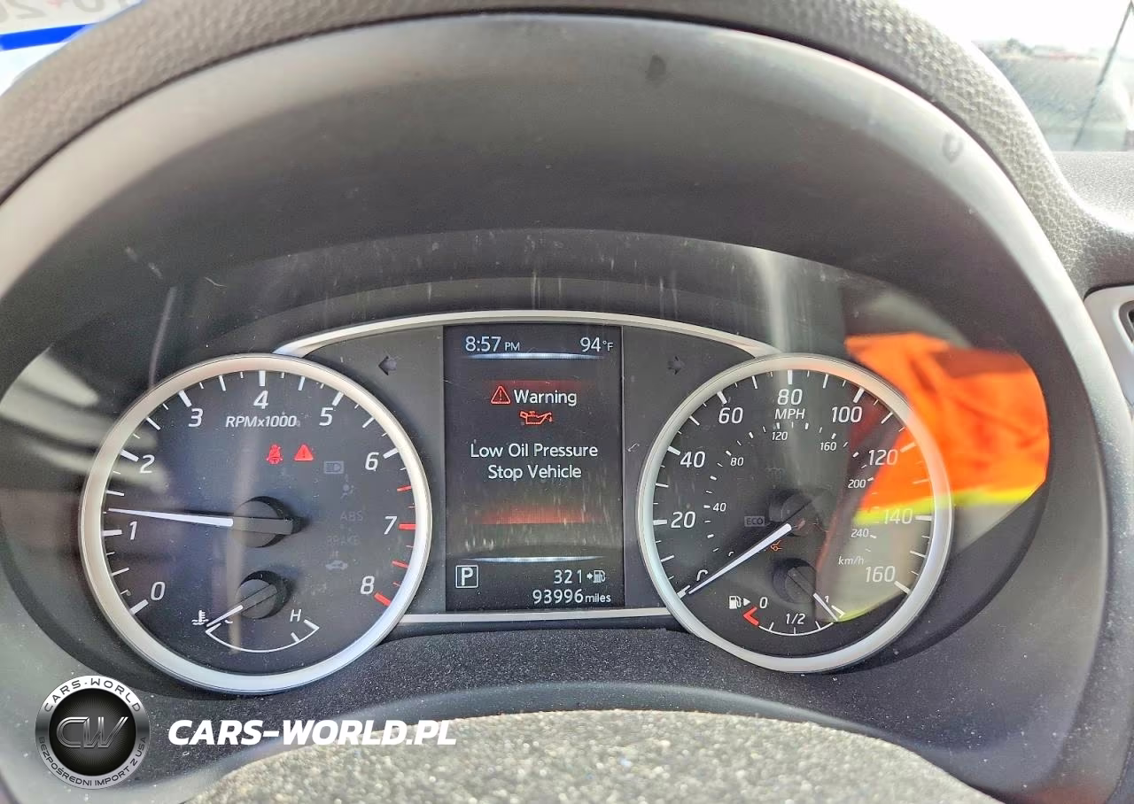 2018 Nissan Sentra S VIN:3N1AB7AP2JY258582 - 9