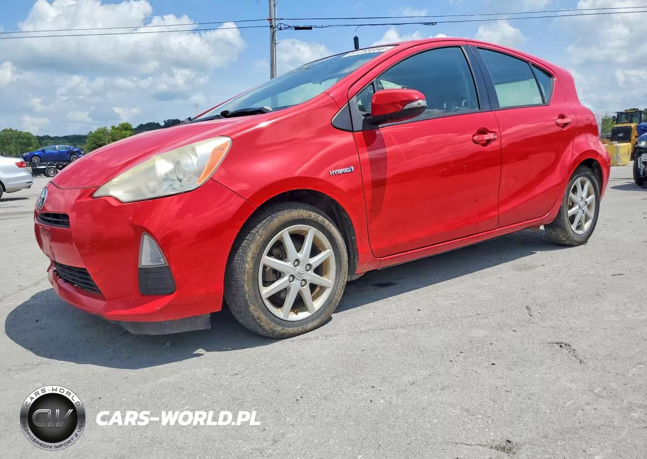 2013 Toyota Prius C Three