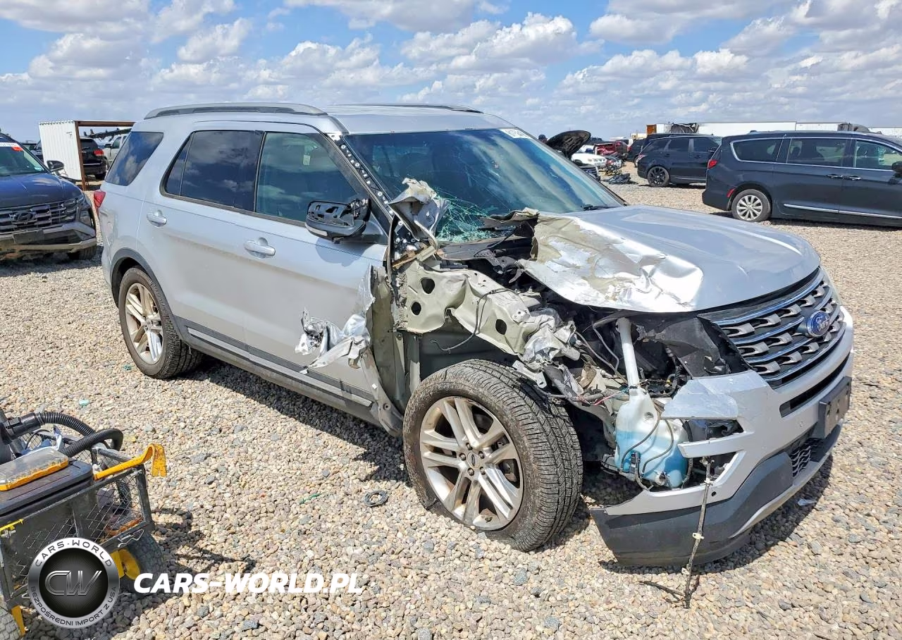 2016 Ford Explorer Xlt VIN:1FM5K7D86GGC57721 - 4