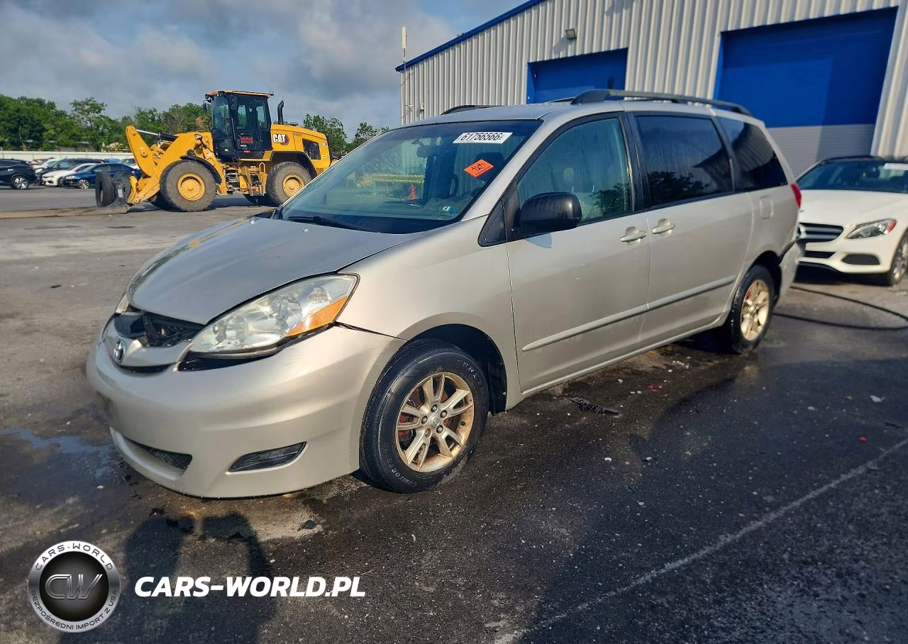 2007 Toyota Sienna Le 7-Passenger