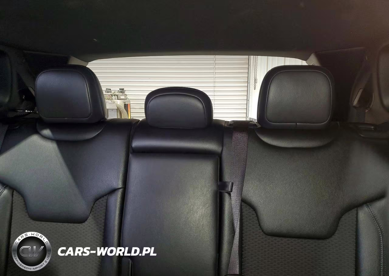 2024 Jeep Compass Latitude VIN:3C4NJDBN4RT113596 - 10