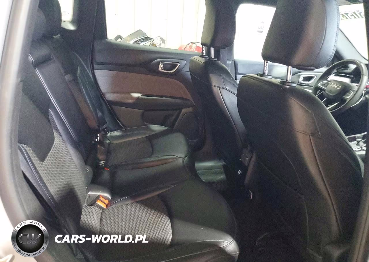 2024 Jeep Compass Latitude VIN:3C4NJDBN4RT113596 - 11