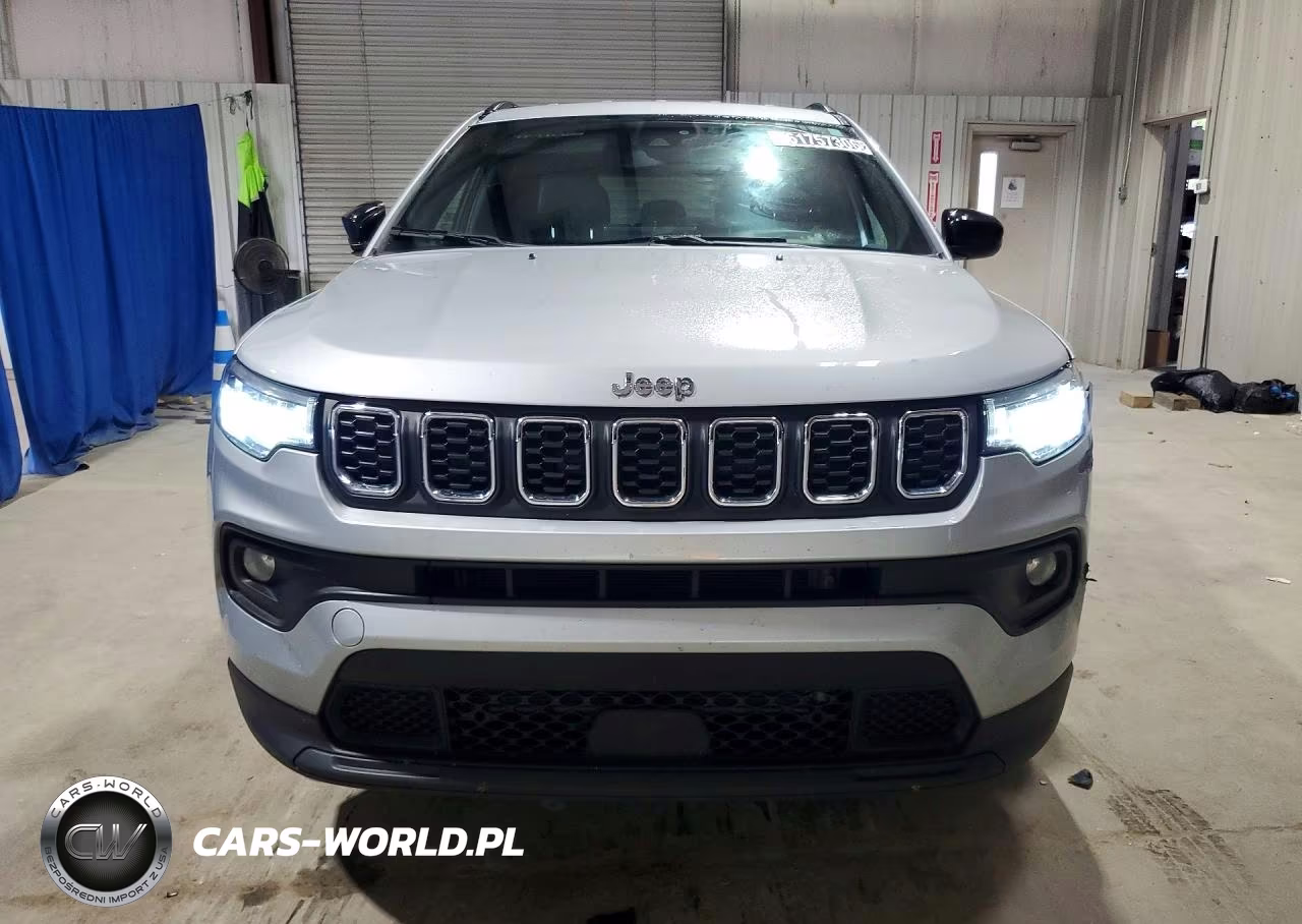 2024 Jeep Compass Latitude VIN:3C4NJDBN4RT113596 - 5