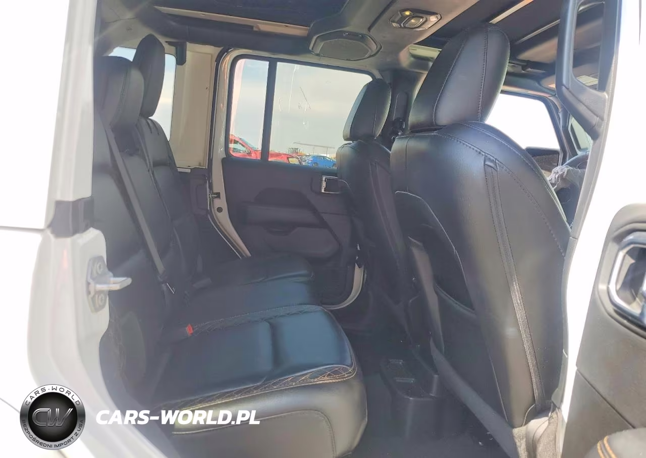 2021 Jeep Wrangler Unlimited High Altitude 4X4 VIN:1C4HJXENXMW528712 - 10