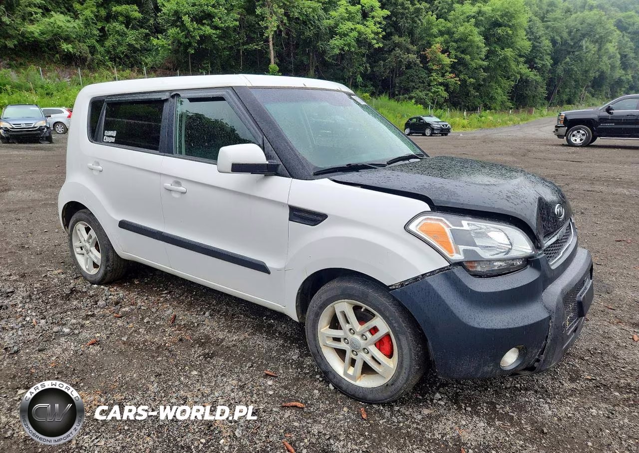2011 Kia Soul + VIN:KNDJT2A20B7339780 - 4