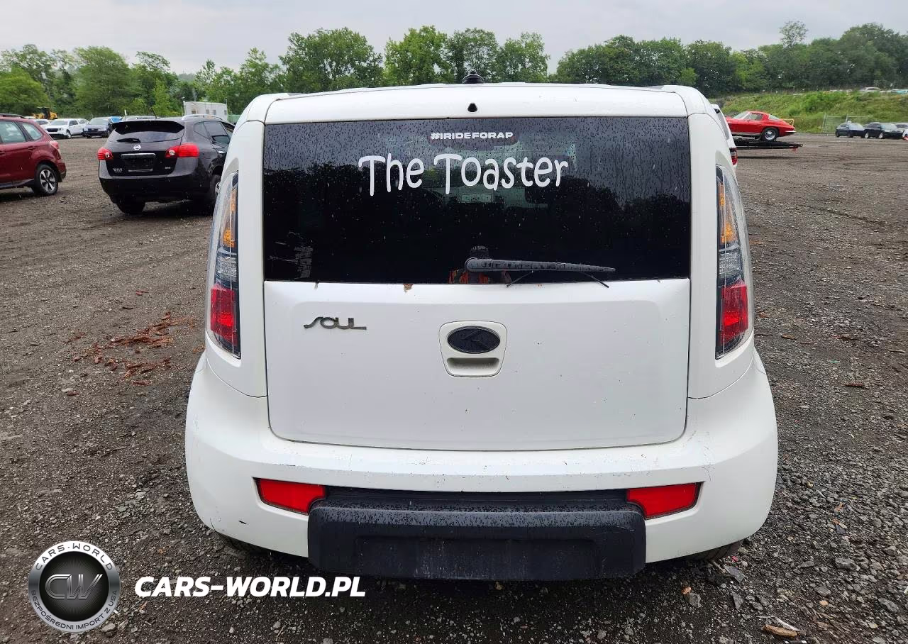 2011 Kia Soul + VIN:KNDJT2A20B7339780 - 6