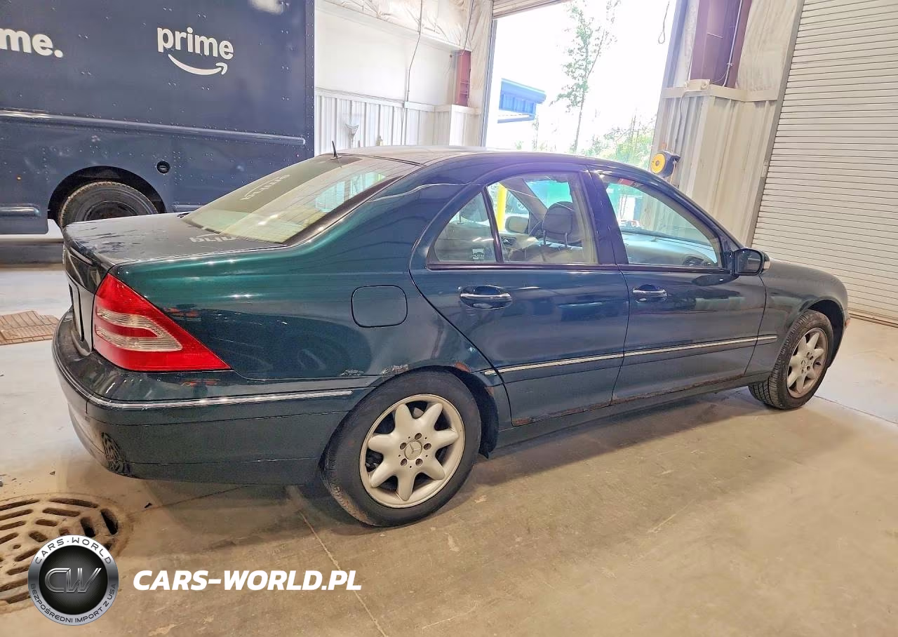 2002 Mercedes-Benz C 240 VIN:WDBRF61J42E009059 - 3