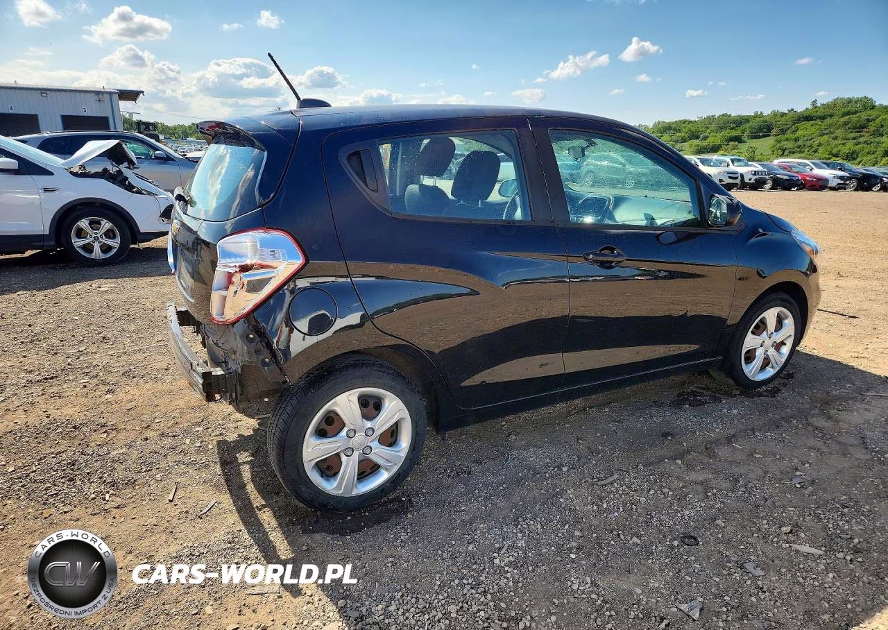 2020 Chevrolet Spark Ls VIN:KL8CB6SA4LC460225 - 3