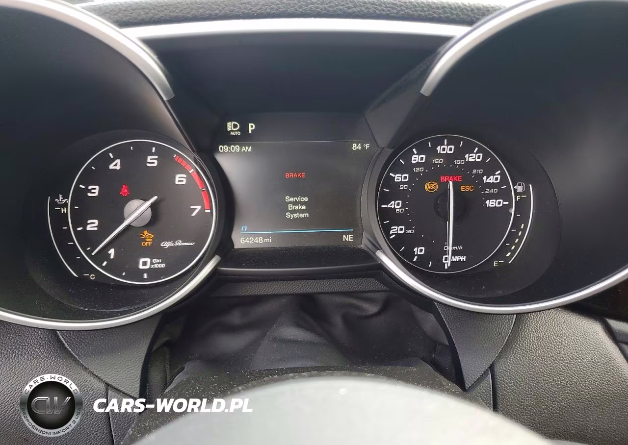 2020 Alfa Romeo Giulia VIN:ZARFAMANXL7633602 - 9