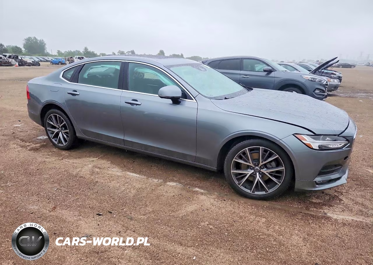 2018 Volvo S90 T5 Momentum VIN:LVY982AK1JP005494 - 4