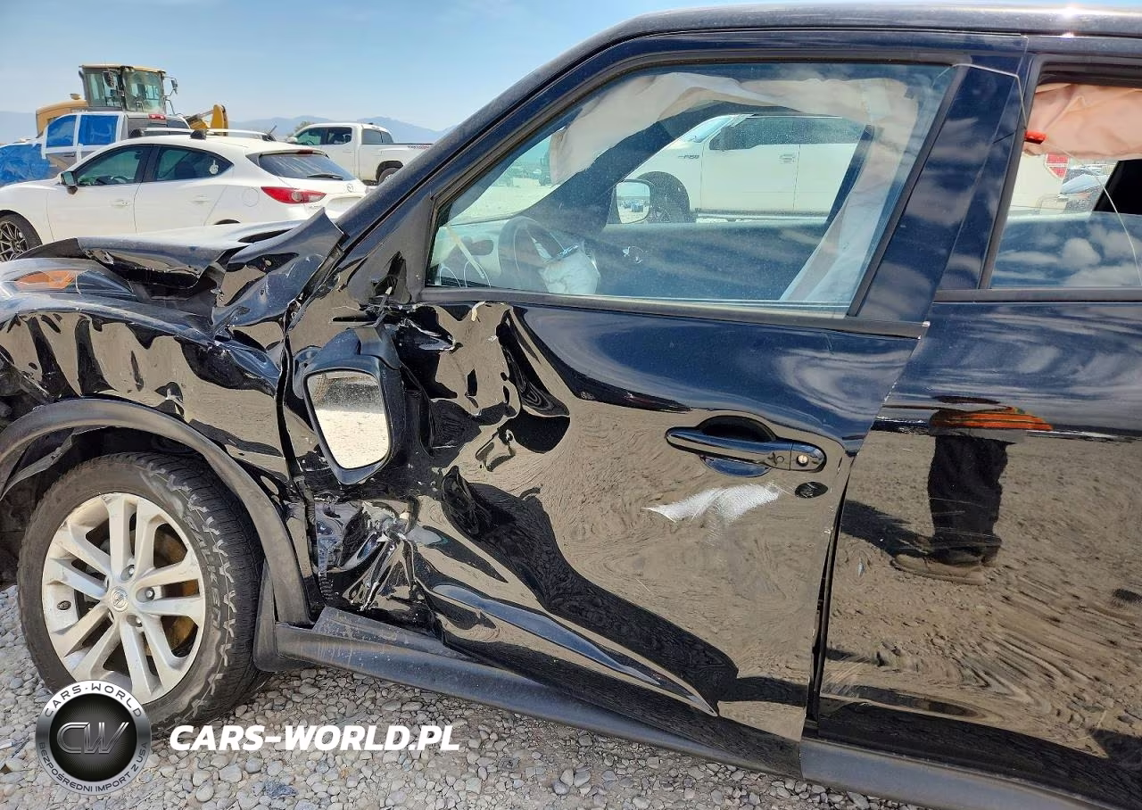 2015 Nissan Juke S VIN:JN8AF5MV9FT562982 - 7
