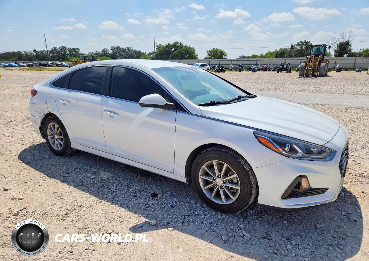 2018 Hyundai Sonata Se VIN:5NPE24AF0JH697703 - 4