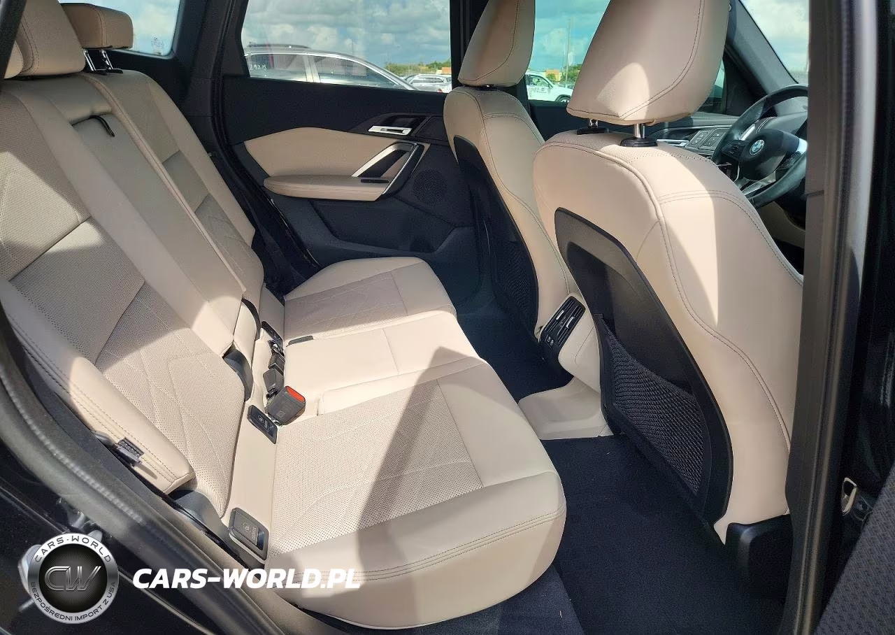 2024 BMW X1 xDrive28I VIN:WBX73EF06R5Z40932 - 11
