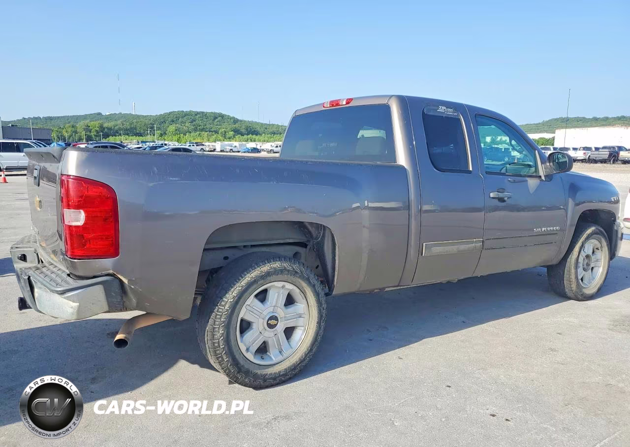 2013 Chevrolet Silverado K1500 Lt VIN:1GCRKSE73DZ181888 - 3
