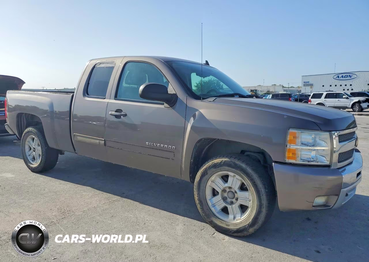 2013 Chevrolet Silverado K1500 Lt VIN:1GCRKSE73DZ181888 - 4