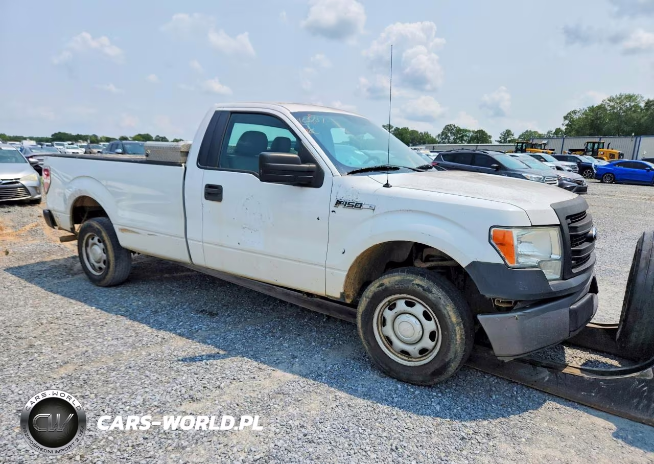 2014 Ford F150 VIN:1FTMF1CMXEKF70359 - 4