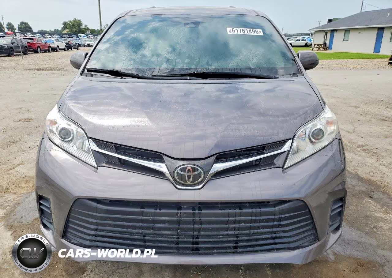 2018 Toyota Sienna Le VIN:5TDKZ3DC3JS948198 - 5