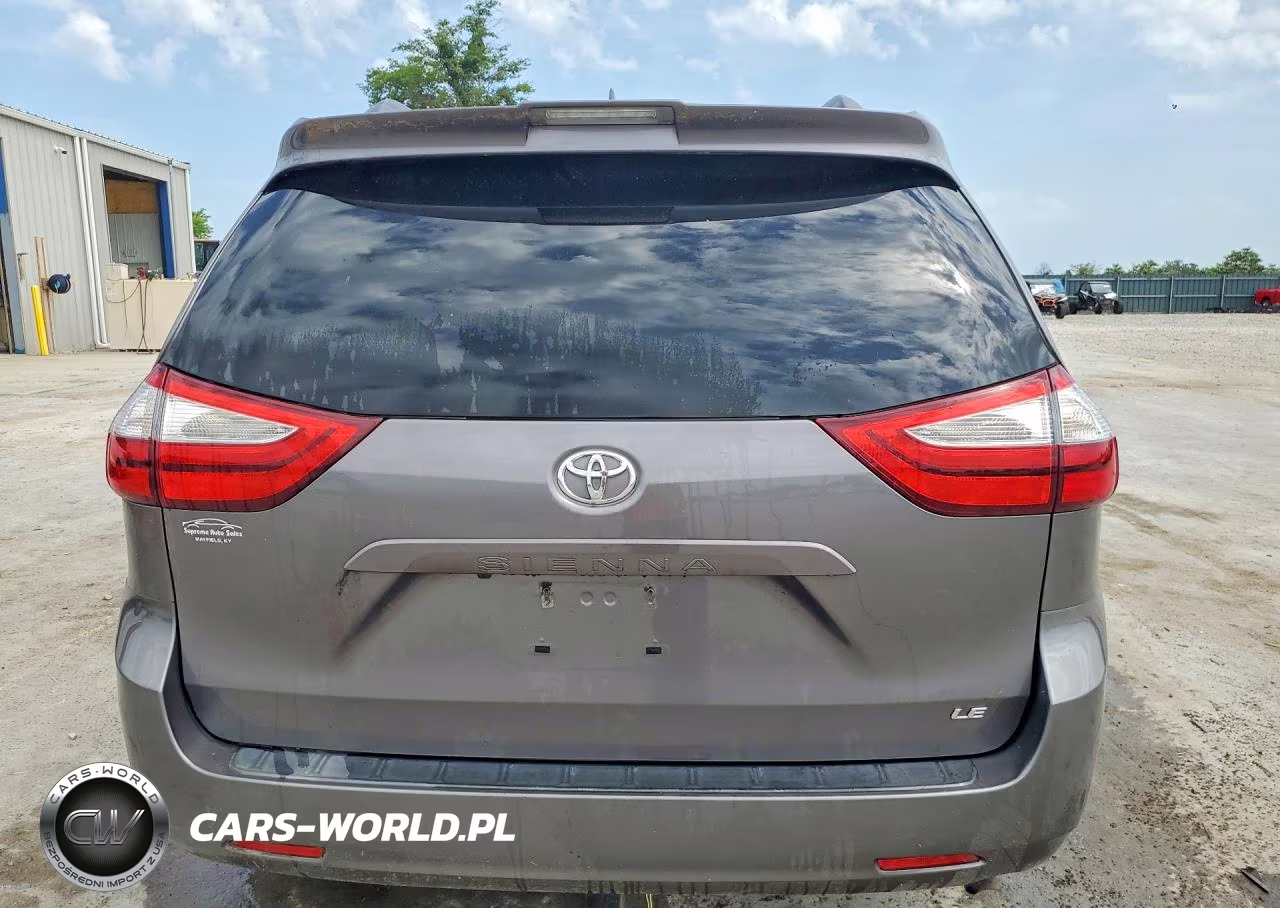 2018 Toyota Sienna Le VIN:5TDKZ3DC3JS948198 - 6