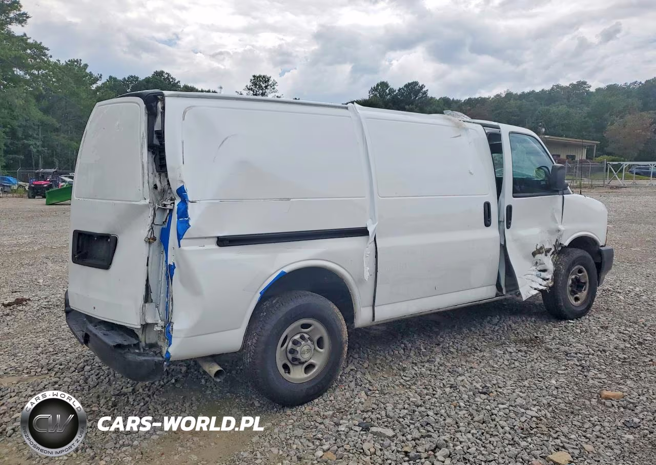 2022 Chevrolet Express G2500 VIN:1GCWGAFP5N1263697 - 3