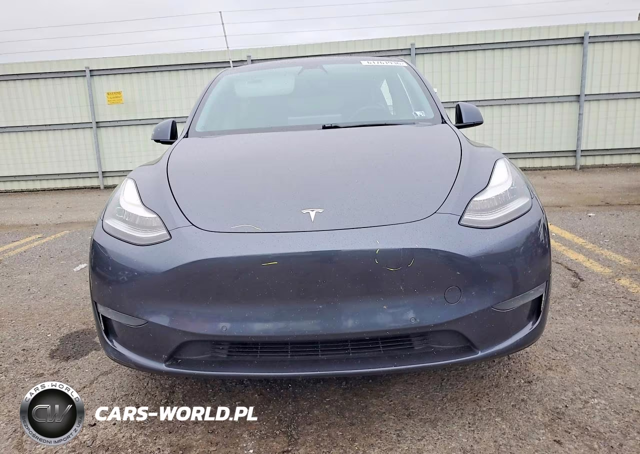 2020 Tesla Model Y VIN:5YJYGDEE2LF043464 - 5