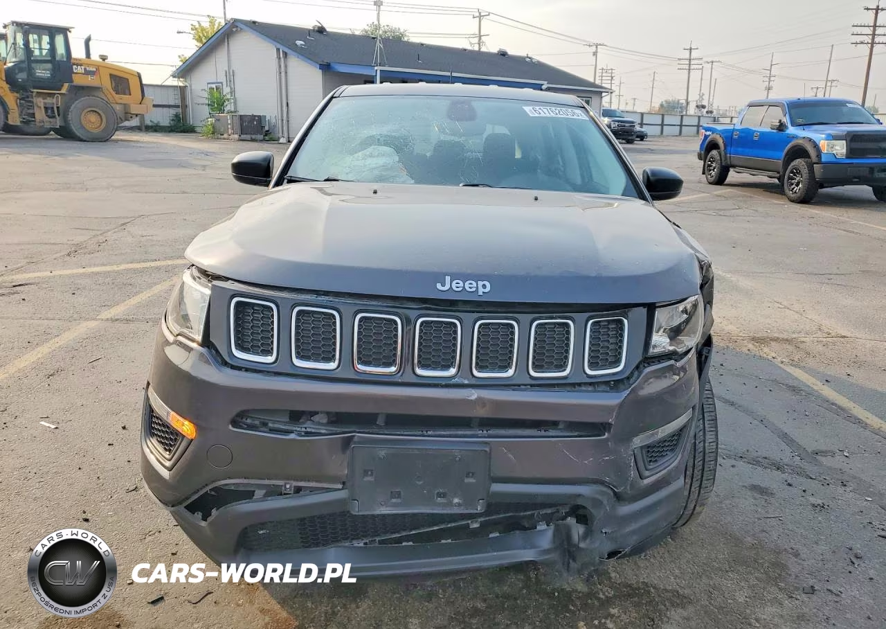 2018 Jeep Compass Sport VIN:3C4NJDAB8JT415596 - 5