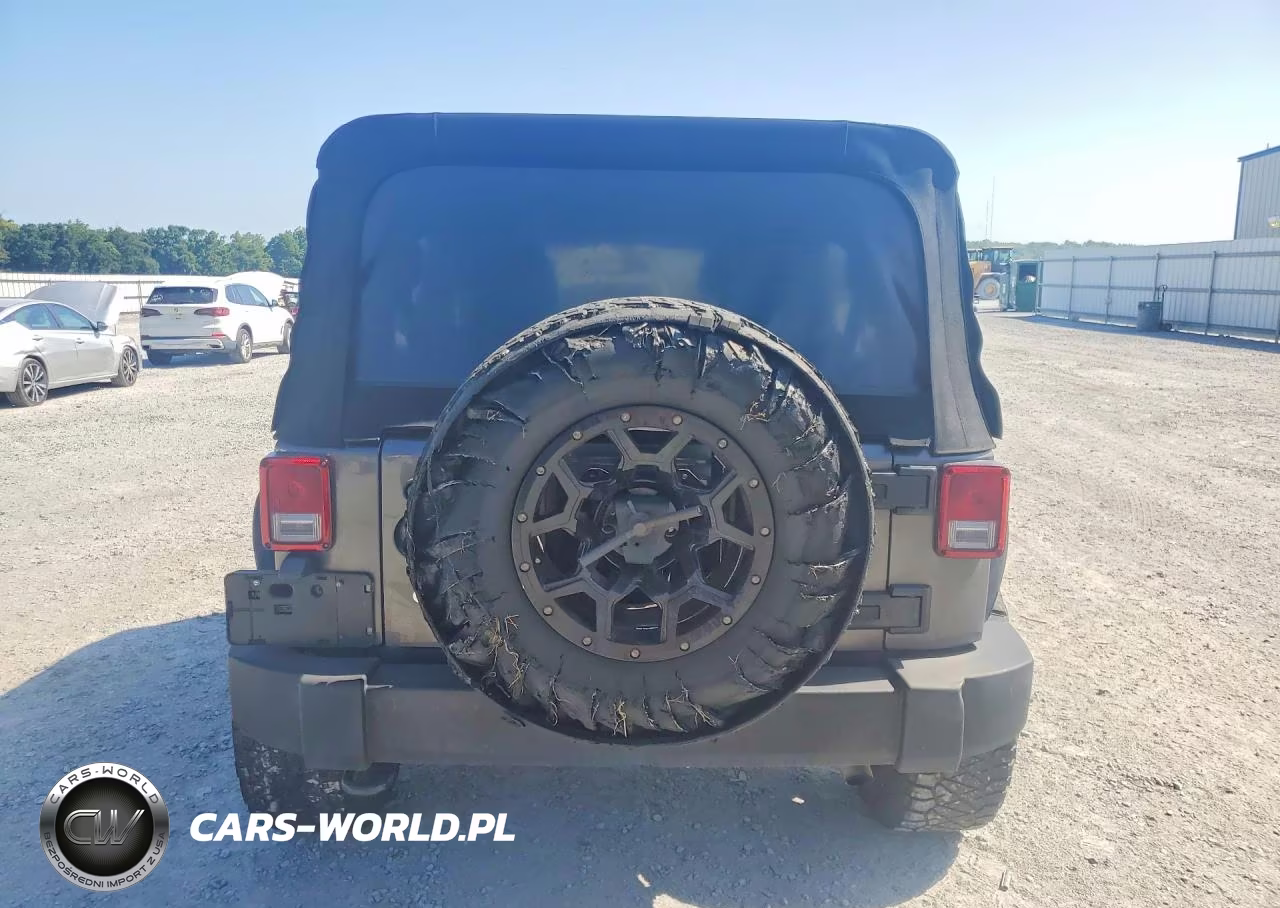 2016 Jeep Wrangler Unlimited Sport VIN:1C4BJWDG3GL256044 - 6