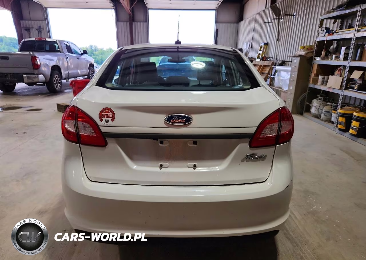 2011 Ford Fiesta S VIN:3FADP4AJ1BM240515 - 6