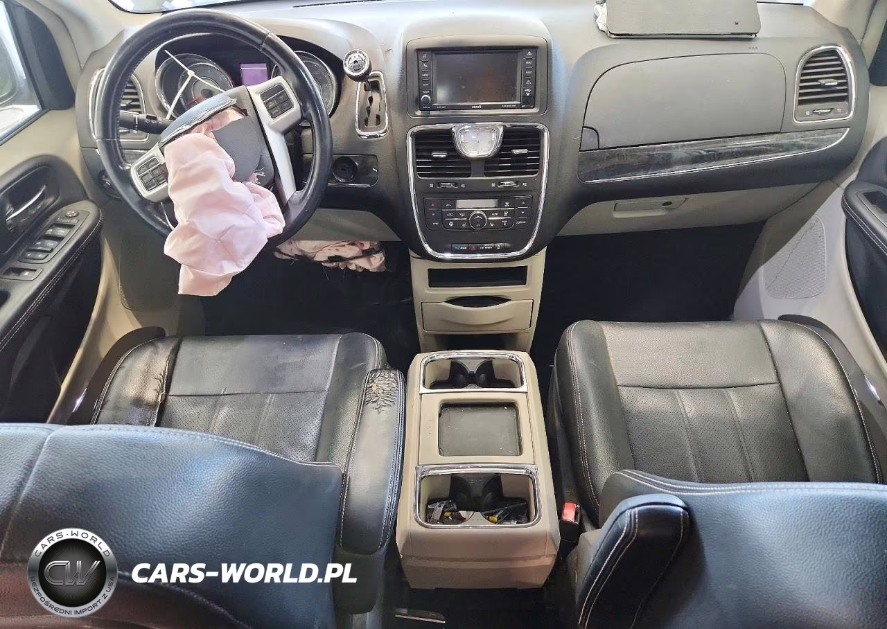 2015 Chrysler Town & Country Touring L VIN:2C4RC1CG0FR646585 - 8
