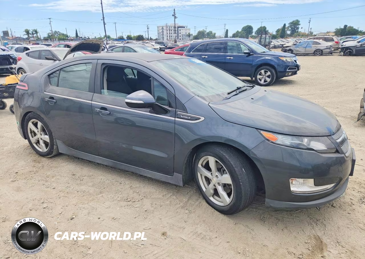 2013 Chevrolet Volt VIN:1G1RE6E48DU127478 - 4