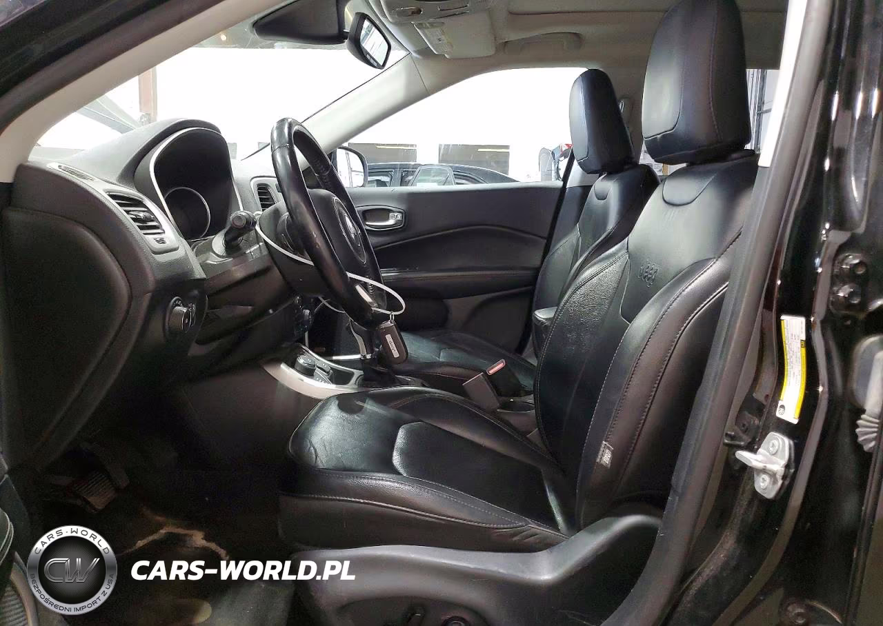 2019 Jeep Compass Limited VIN:3C4NJDCB6KT797190 - 7