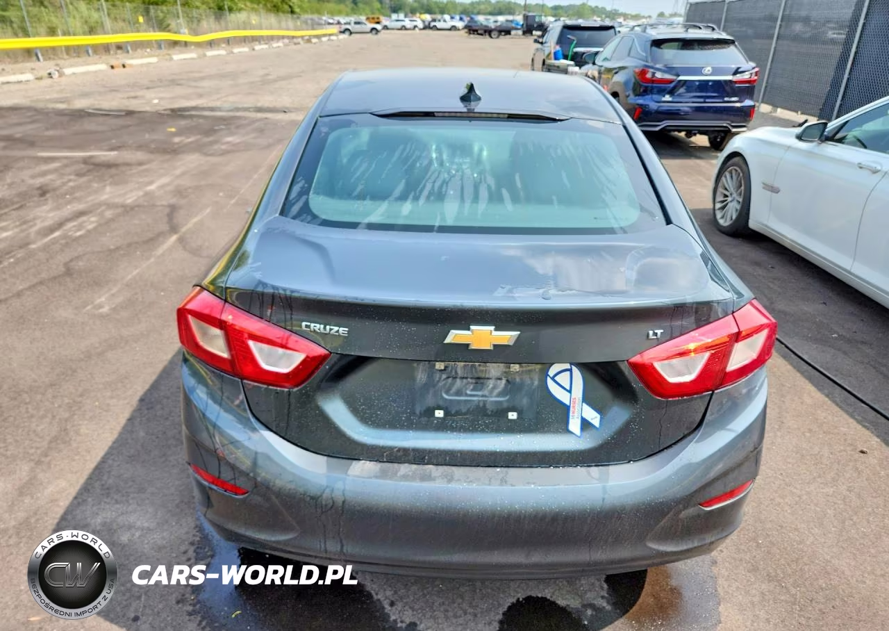 2018 Chevrolet Cruze Lt VIN:1G1BE5SM2J7199612 - 6