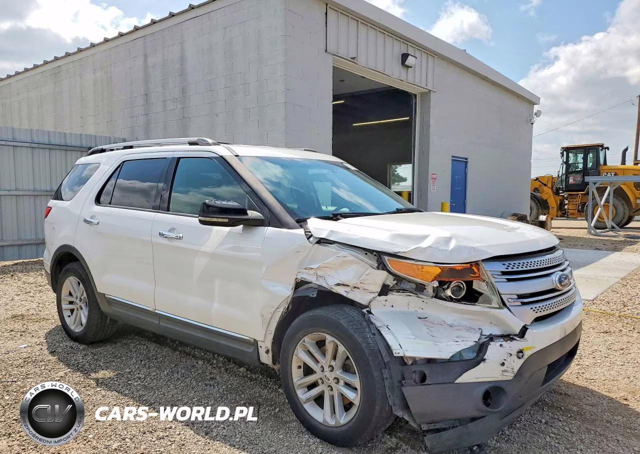 2012 Ford Explorer Xlt VIN:1FMHK7D87CGA34255 - 4