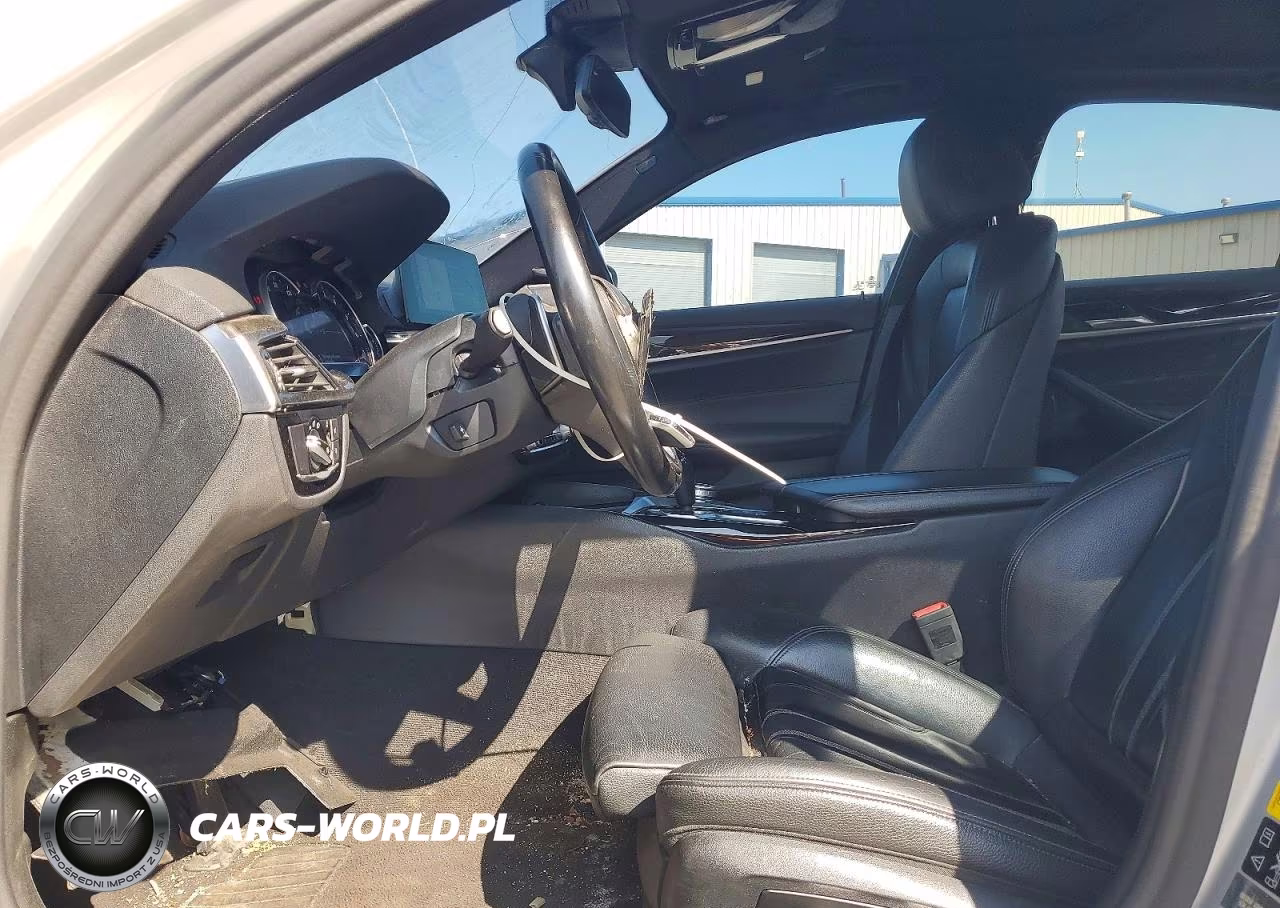 2020 BMW 530 Xi VIN:WBAJR7C05LWW65201 - 7
